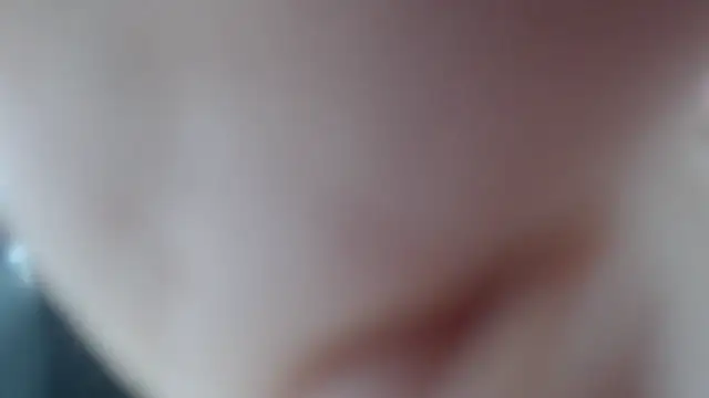 girl squiting online show from 02/04/26, 08:25