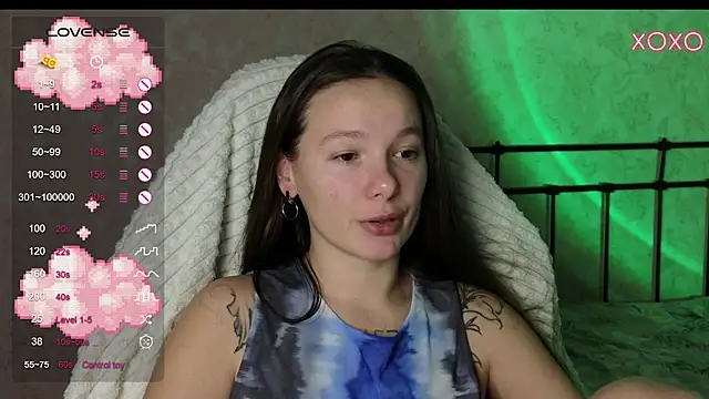 lil luna x online show from 12/14/24, 02:53