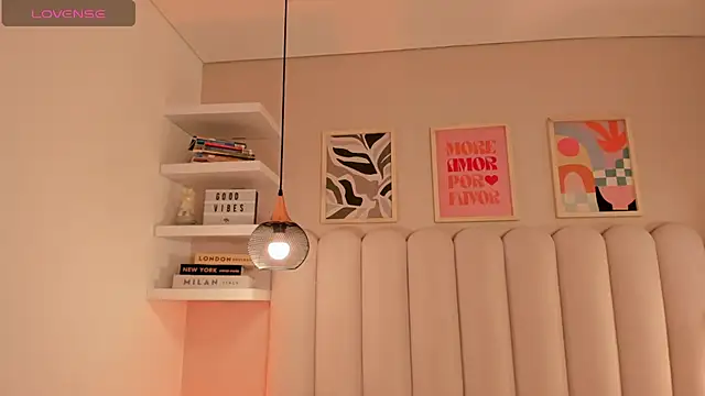 cute  cherry  online show from 11/07/25, 08:31