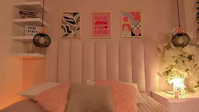 cute  cherry  online show from 12/19/25, 08:49