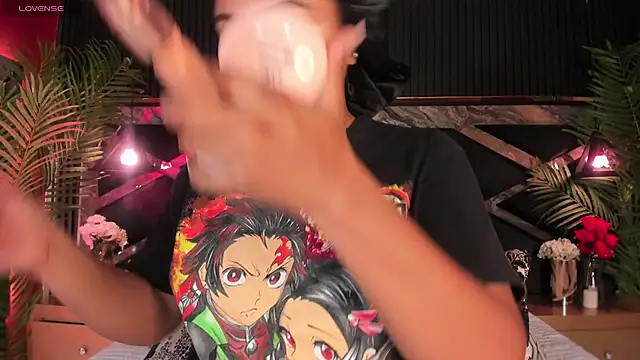 Aluna sweet online show from 11/26/25, 09:16