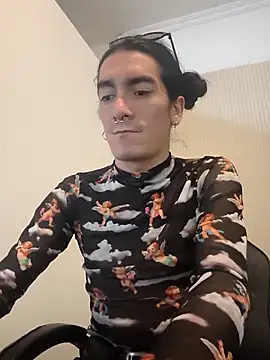 mal x online show from 04/16/26, 12:00