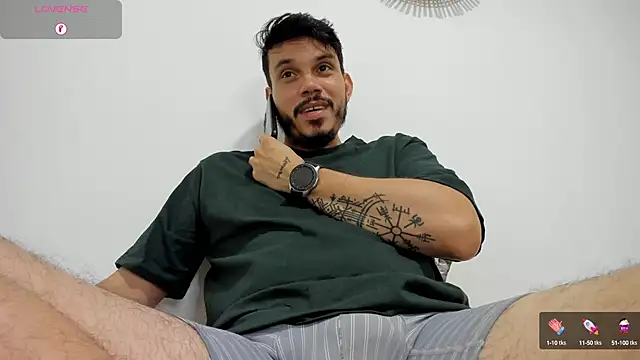 Snapshot of alejandro_stark chatting on 12/05/24, 03:15 alejandro stark online show from 12/05/24, 03:15