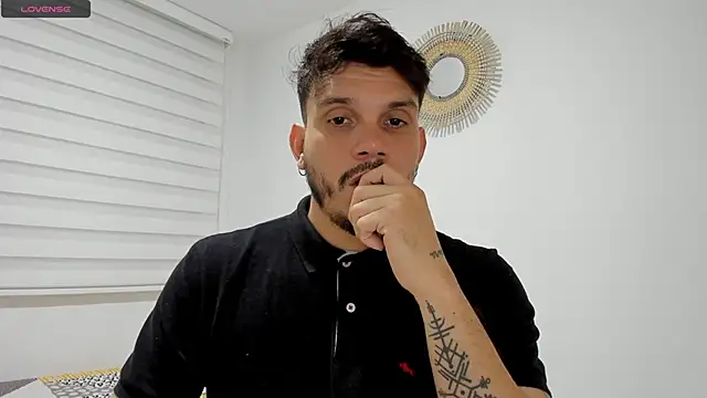 Snapshot of alejandro_stark chatting on 12/13/24, 03:16 alejandro stark online show from 12/13/24, 03:16