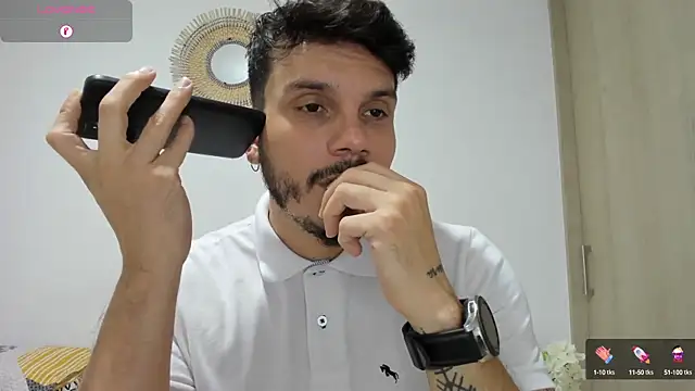 Snapshot of alejandro_stark chatting on 12/18/24, 09:58 alejandro stark online show from 12/18/24, 09:58