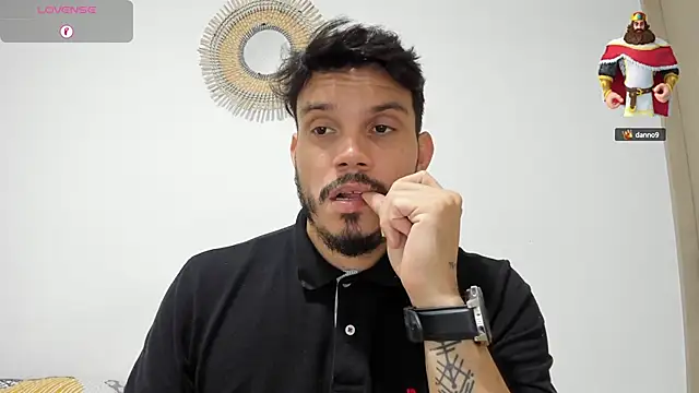 Snapshot of alejandro_stark chatting on 12/26/24, 02:05 alejandro stark online show from 12/26/24, 02:05