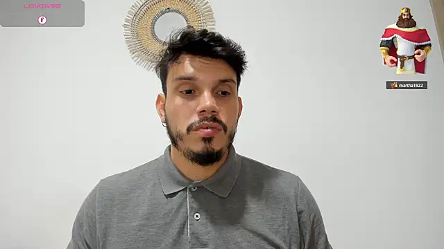 Snapshot of alejandro_stark chatting on 12/27/24, 02:01 alejandro stark online show from 12/27/24, 02:01