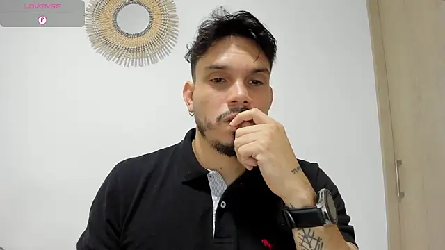 Snapshot of alejandro_stark chatting on 12/30/24, 09:48 alejandro stark online show from 12/30/24, 09:48