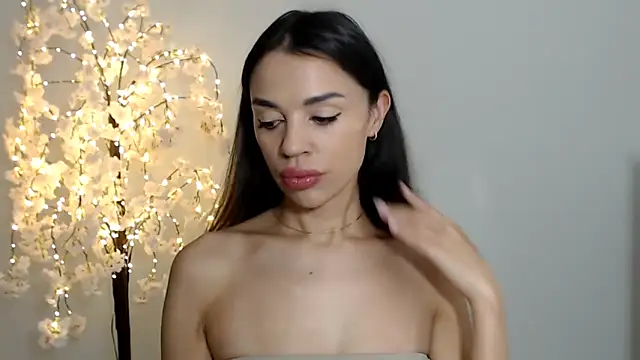 Mika Gold online show from 09/26/25, 10:30