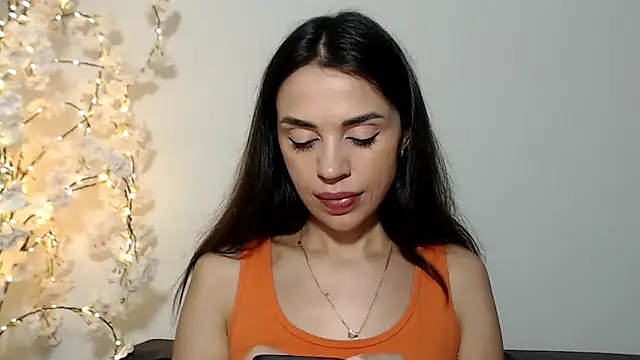 Mika Gold online show from 10/15/25, 11:43