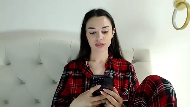 Mika Gold online show from 04/22/26, 07:26