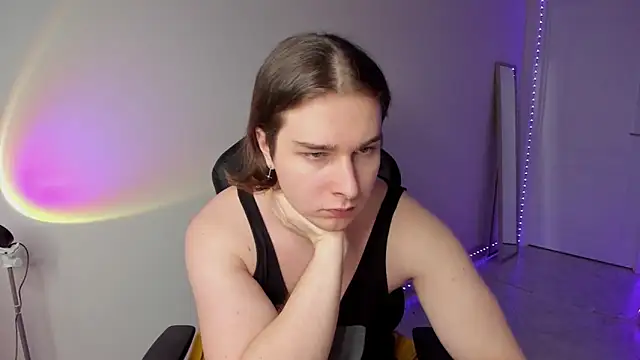 Vincent Strong online show from 03/17/25, 10:06