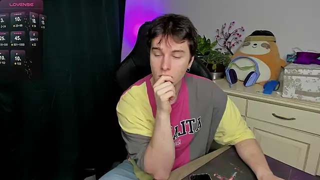 Vincent Strong online show from 02/06/26, 07:34