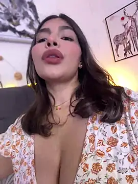 Snapshot of GigiiStone chatting on 01/09/25, 11:13 GigiiStone online show from 01/09/25, 11:13