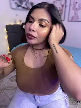 Snapshot of GigiiStone chatting on 03/01/25, 11:04 GigiiStone online show from 03/01/25, 11:04