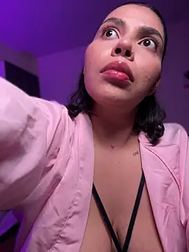 GigiiStone online show from 04/08/26, 11:16