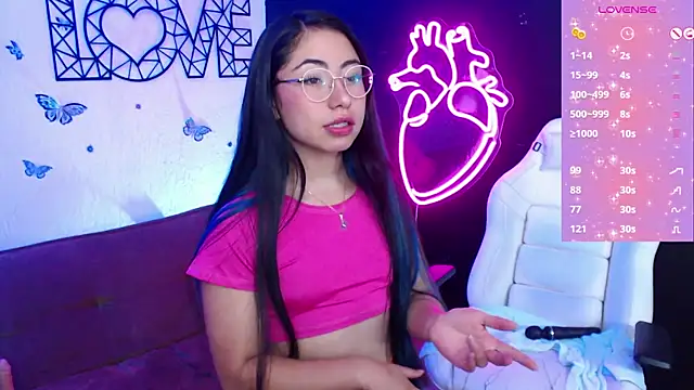 Snapshot of demyanderson_ chatting on 02/20/25, 02:18 demyanderson online show from 02/20/25, 02:18