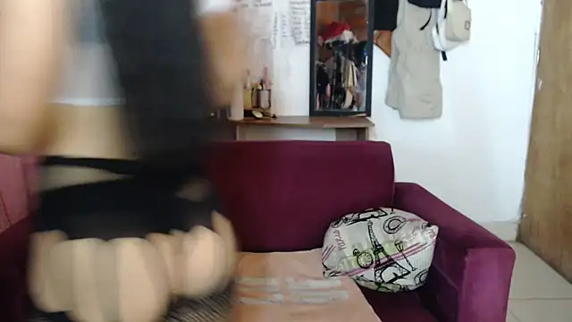 Nathacha online show from 02/13/25, 10:54