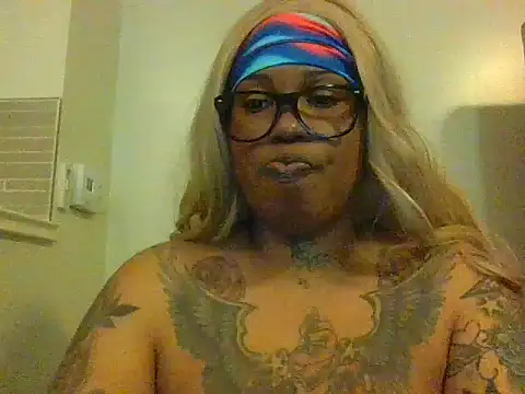 Snapshot of ShaBrimDaPornstar chatting on 11/11/25, 09:15 ShaBrimDaPornstar online show from 11/11/25, 09:15