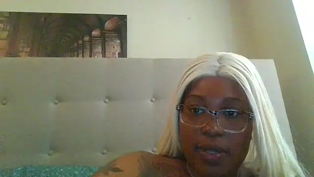 Snapshot of ShaBrimDaPornstar chatting on 06/19/26, 07:06 ShaBrimDaPornstar online show from 06/19/26, 07:06
