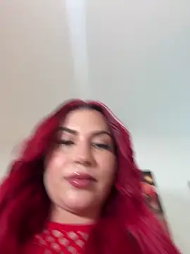 Snapshot of zafiro_mo0n chatting on 09/22/25, 10:34 zafiro mo0n online show from 09/22/25, 10:34