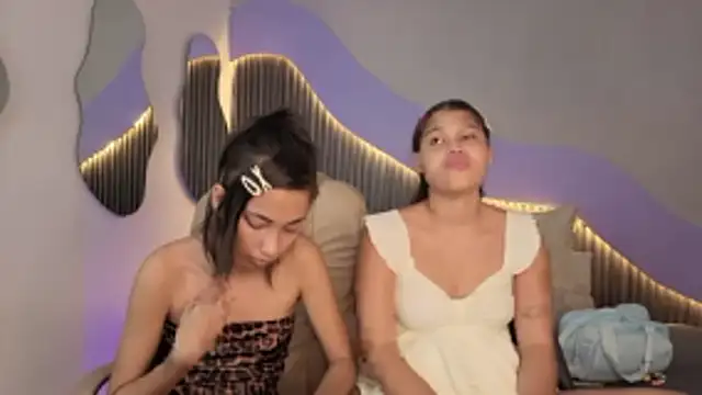 hot little bunny online show from 02/27/26, 09:37