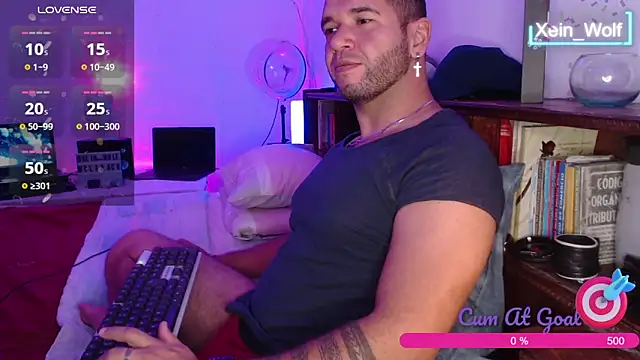 Xein WoIf online show from 01/19/25, 10:49