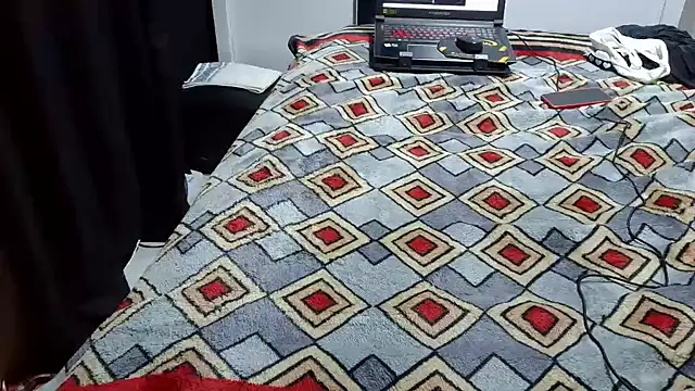 Snapshot of Kellynha_Sweet chatting on 10/25/25, 05:37 Kellynha Sweet online show from 10/25/25, 05:37