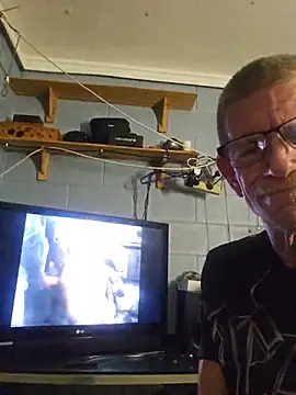 Snapshot of Daza67 chatting on 06/15/26, 03:03 Daza67 online show from 06/15/26, 03:03