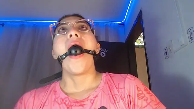 DaMikaela  online show from 02/12/25, 07:35