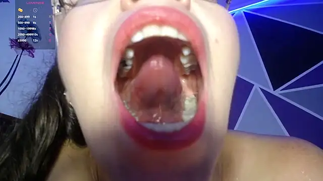 DaMikaela  online show from 11/27/25, 07:05