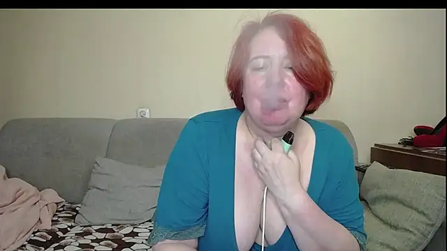 Snapshot of NikolRedMilf chatting on 09/11/25, 09:37 NikolRedMilf online show from 09/11/25, 09:37