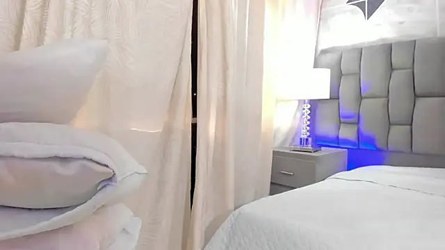 Snapshot of CinthiaCollins chatting on 01/23/25, 09:29 CinthiaCollins online show from 01/23/25, 09:29