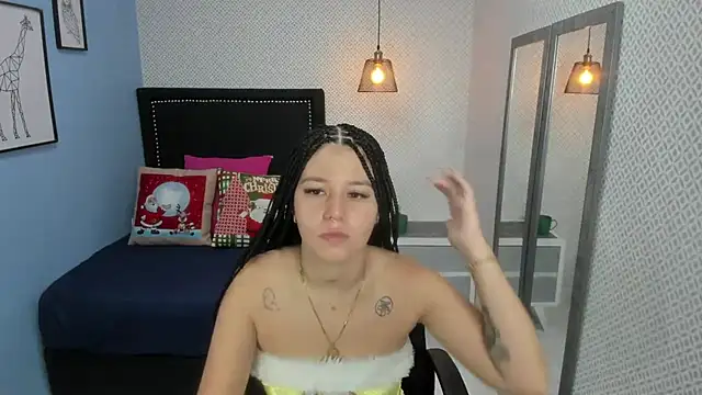 LORENADAVIES online show from 12/24/24, 12:22