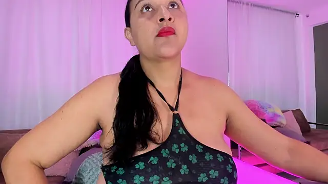 shantal rosse1 online show from 07/22/26, 12:41