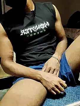 Snapshot of xxxhugedick0001 chatting on 08/05/26, 02:53 xxxhugedick0001 online show from 08/05/26, 02:53