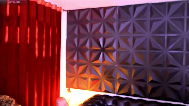 Misselektra   online show from 12/28/24, 03:47