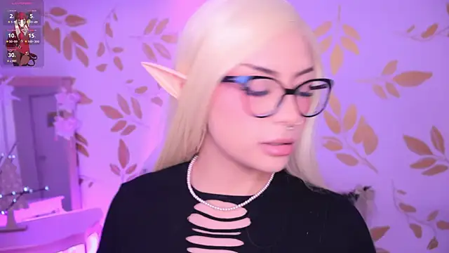 Snapshot of Misselektra__ chatting on 01/06/26, 05:44 Misselektra online show from 01/06/26, 05:44