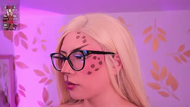 Snapshot of Misselektra__ chatting on 01/19/26, 05:22 Misselektra online show from 01/19/26, 05:22