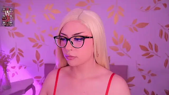 Snapshot of Misselektra__ chatting on 02/16/26, 05:14 Misselektra online show from 02/16/26, 05:14