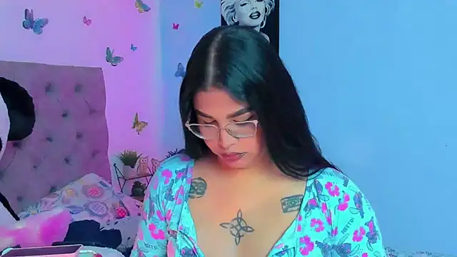 mabellfox online show from 12/13/24, 04:05