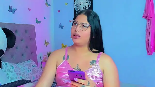 mabellfox online show from 12/20/24, 09:50