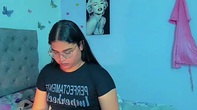 mabellfox online show from 12/28/24, 11:16