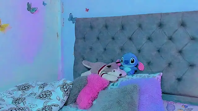 mabellfox online show from 03/22/25, 06:47