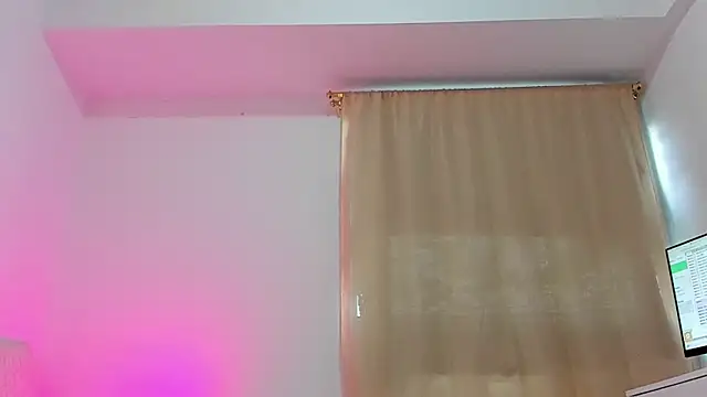 Snapshot of soyamandaa_ chatting on 10/27/25, 09:41 soyamandaa online show from 10/27/25, 09:41