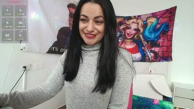 LovelyAzucena online show from 03/05/26, 03:41