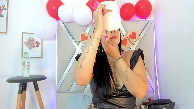 Snapshot of alanismorgan chatting on 02/13/26, 06:59 alanismorgan online show from 02/13/26, 06:59