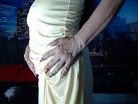 Lucy mature8 online show from 12/09/24, 09:05