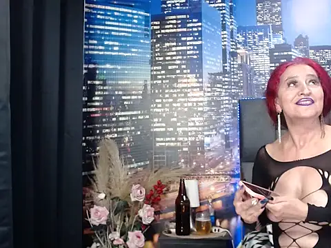 Lucy mature8 online show from 10/31/25, 12:33