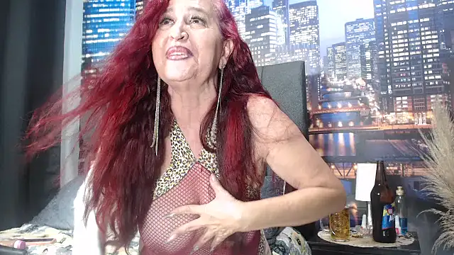 Snapshot of Lucy_mature8 chatting on 06/14/26, 10:12 Lucy mature8 online show from 06/14/26, 10:12